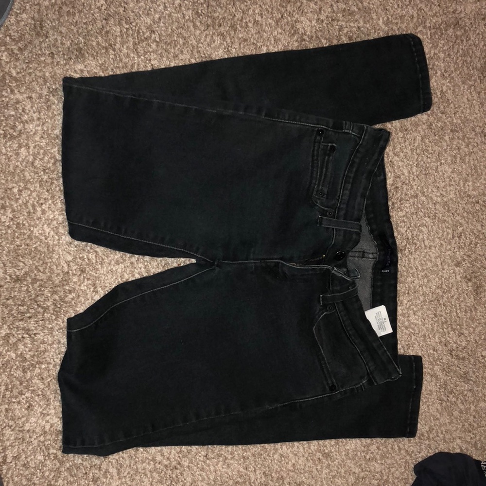 Levi’s - Picture 2 of 3